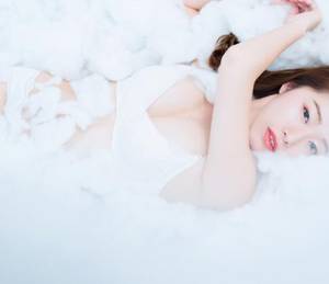 摸一下都想要 星际女主易孕多胎