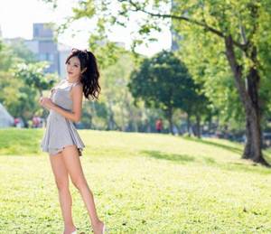 吃音乐老师的咪 女配不当替身 玉骨伞