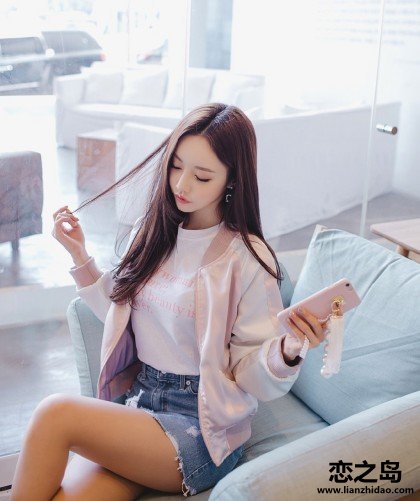 他的手慢慢的探进她小说_肉汁肆溅