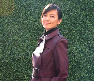 轻轻按压两人结合处 风流王爷 小说