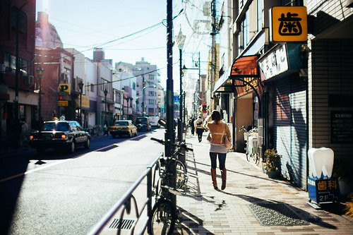 若云,激光炮小说在哪里可以看 末日世界：五人小队在线哭穷最新章节